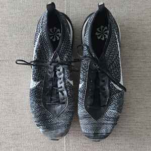 Nike Black and White Flyknit Sneakers Sz 10.5